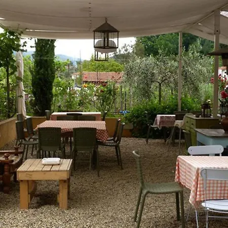 La Pergola Dei Paggi Lantgård
